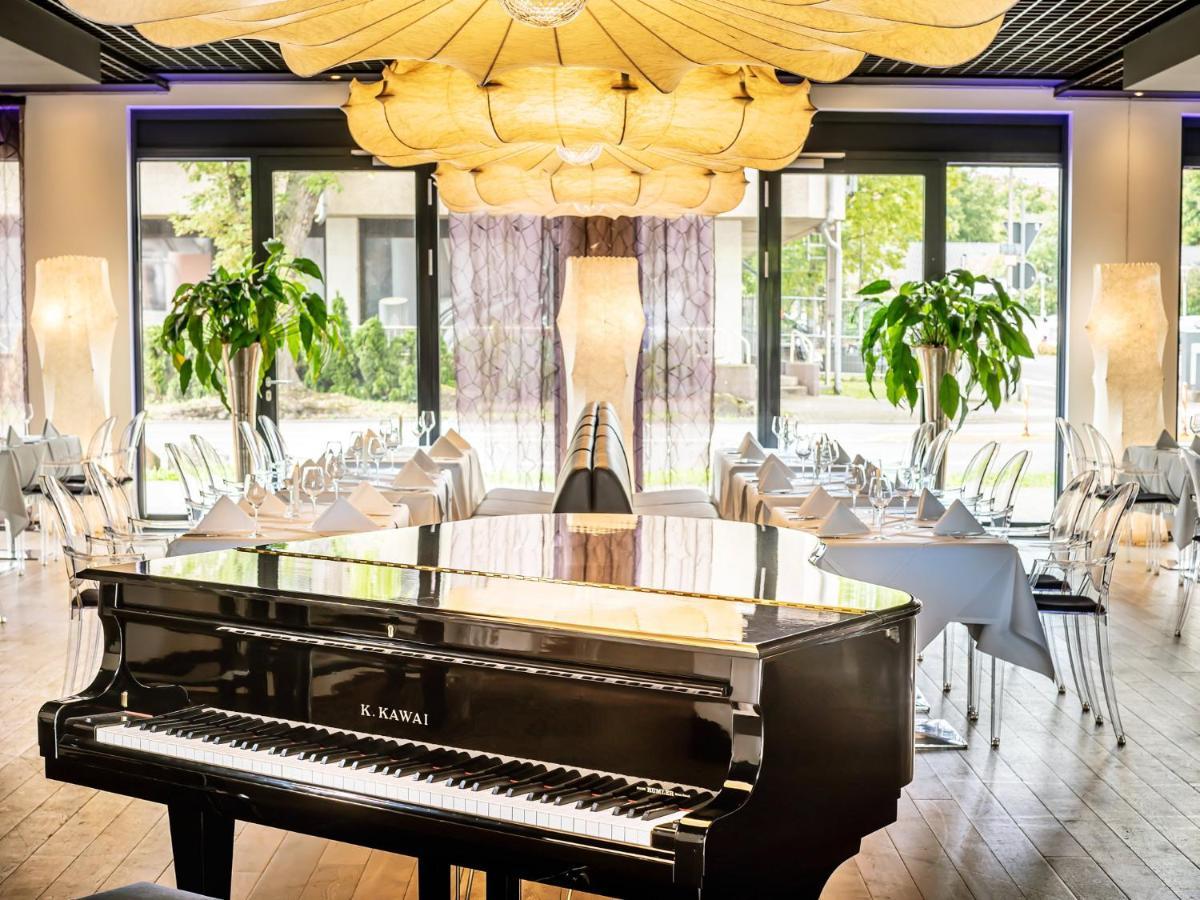 Victor'S Residenz-Hotel Saarlouis Kültér fotó