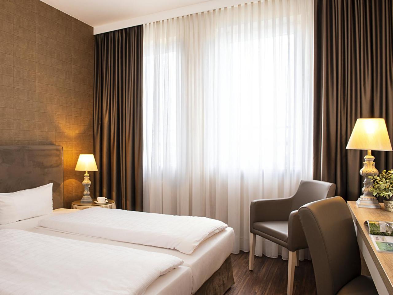 Victor'S Residenz-Hotel Saarlouis Kültér fotó
